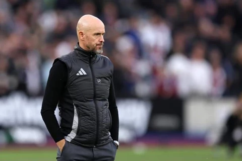 3 مباريات كانت كافية.. كيف ظهر تين هاج مع باير ليفركوزن قبل إقالته؟